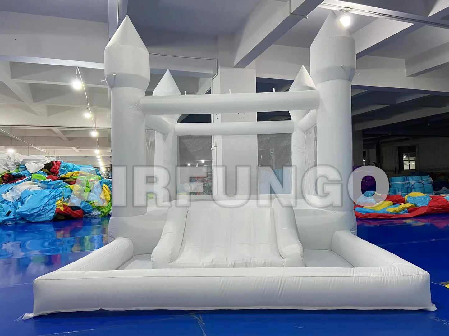 Kids 9x9x7ft Soft Play White Bounce House With Slide Ball Pit Party Customization Inflatable Mini Bouncy Castle With Blower